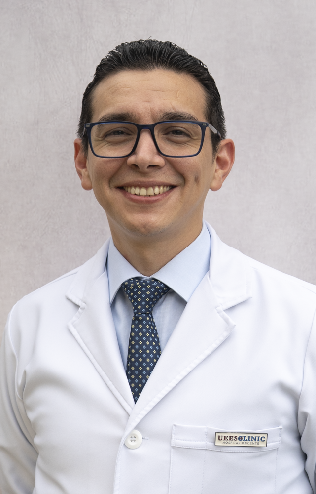 DR. ANDRÉS CONTRERAS