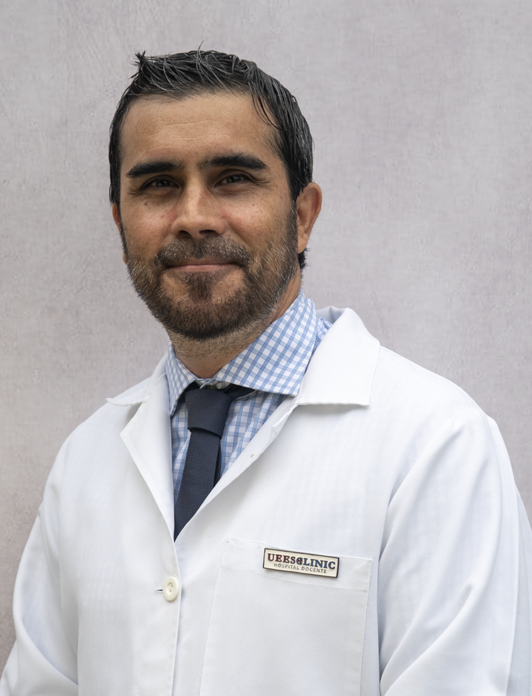 Dr. Andrés Serrano