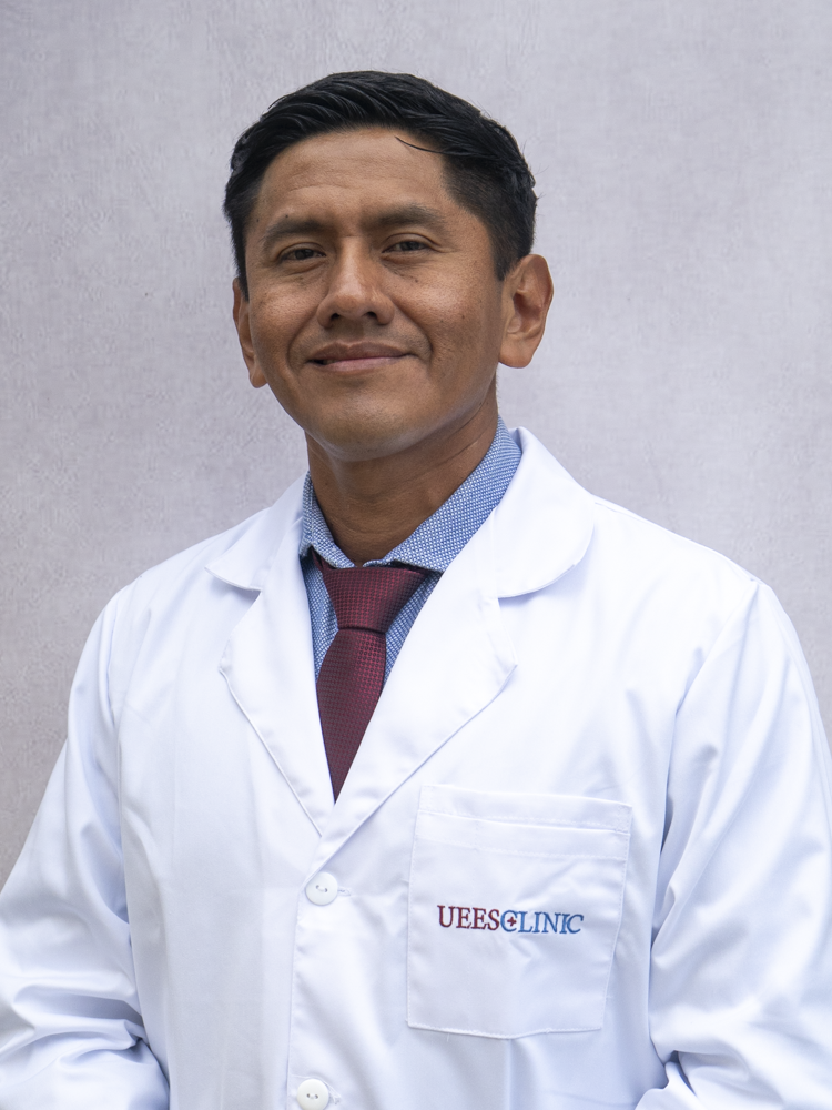 DR. DALTON TUMBACO LINDAO