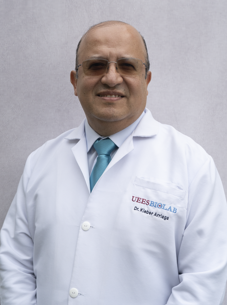 Dr. DR KLEBER ARRIAGA WONG