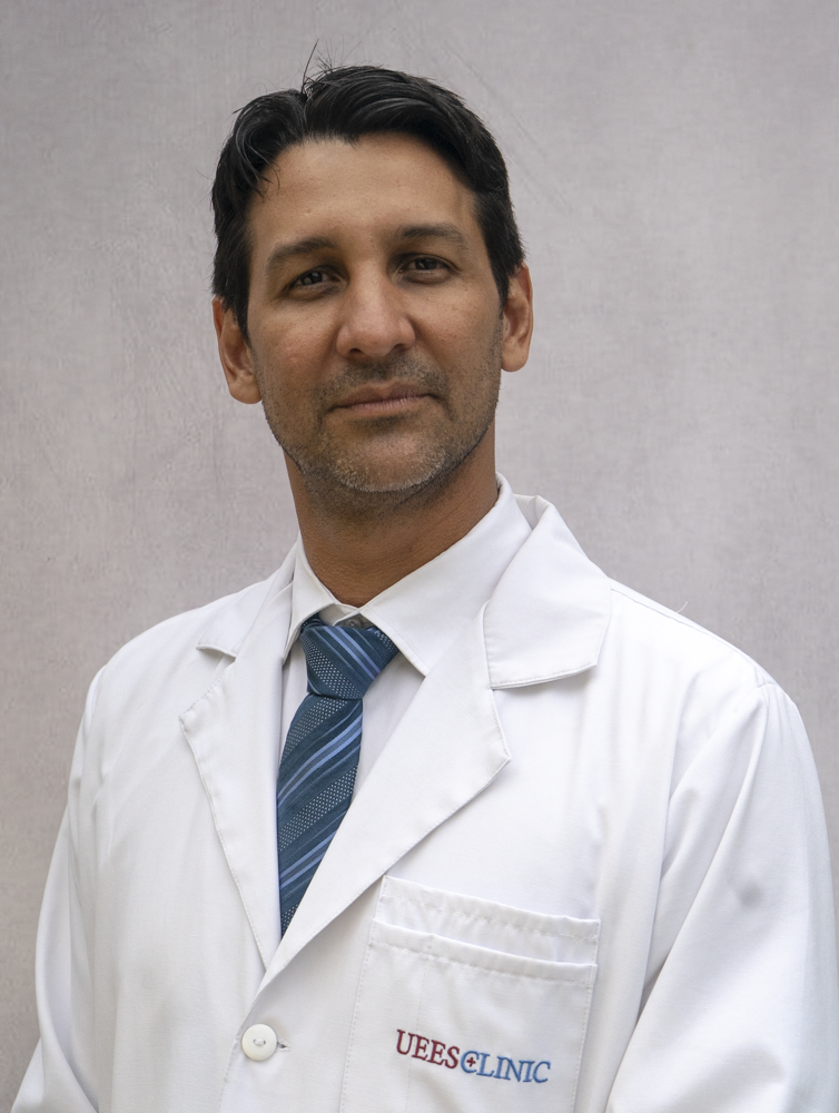 DR. LUIS GÓMEZ MACÍAS