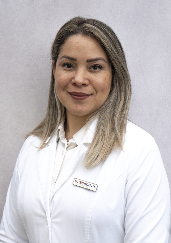 DRA. VIVIANA MARTINEZ HOLGUÍN